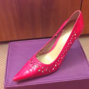 Chinese Laundry geometric cutout Heels